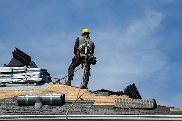 Professional Gutter Installation technician working in Quantico, VA